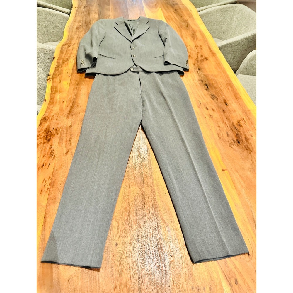 Armani Collezioni Suit Mens 38 Grey Excellent Made in Italy Saks Fifth Avenue SM